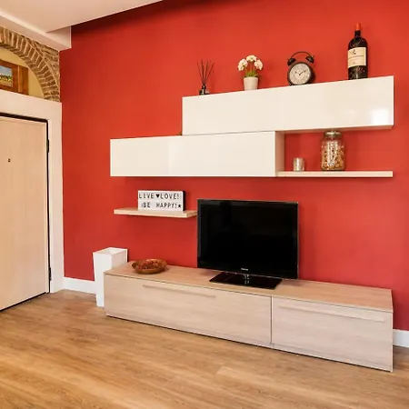 Leopolda Appartement *